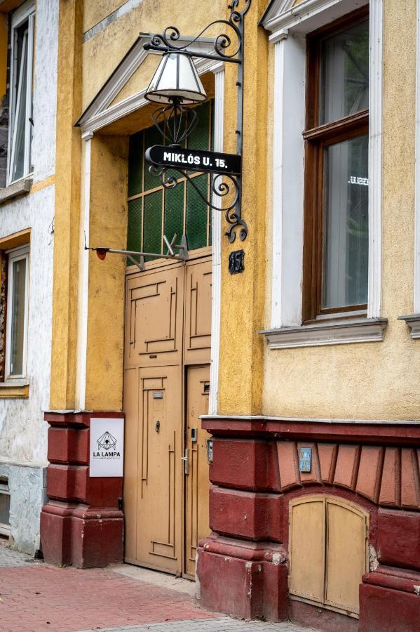 La Lampa Apartments Debrecen Luaran gambar