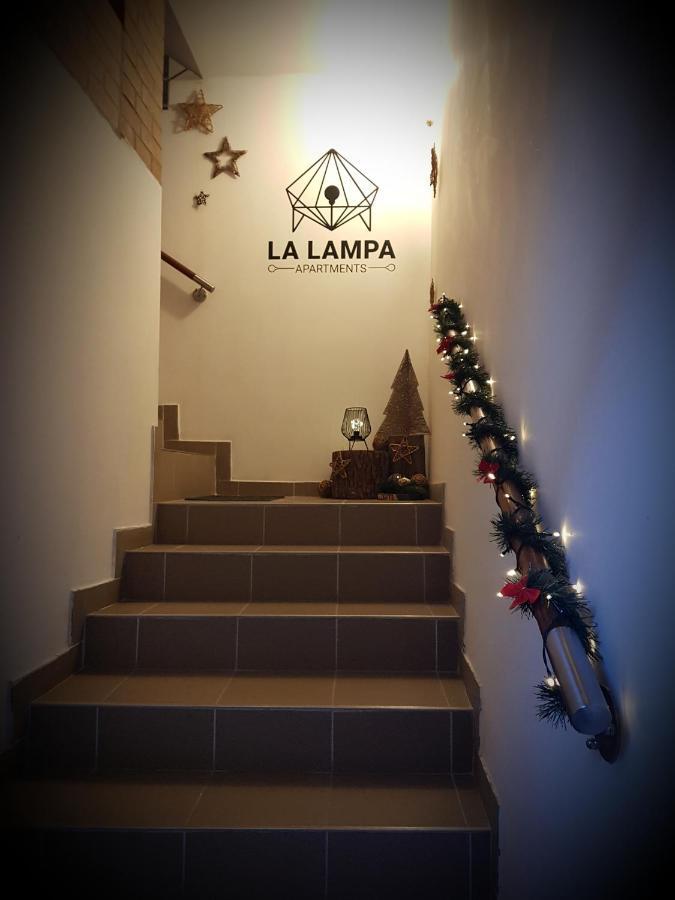 La Lampa Apartments Debrecen Luaran gambar